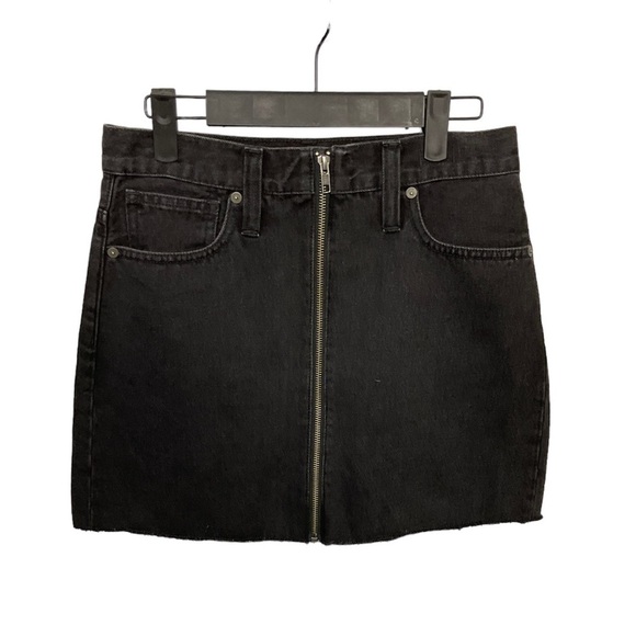 Madewell Mini Skirt Black Full Zip Rigid Y2K Raw Hem Size… - Picture 1 of 12